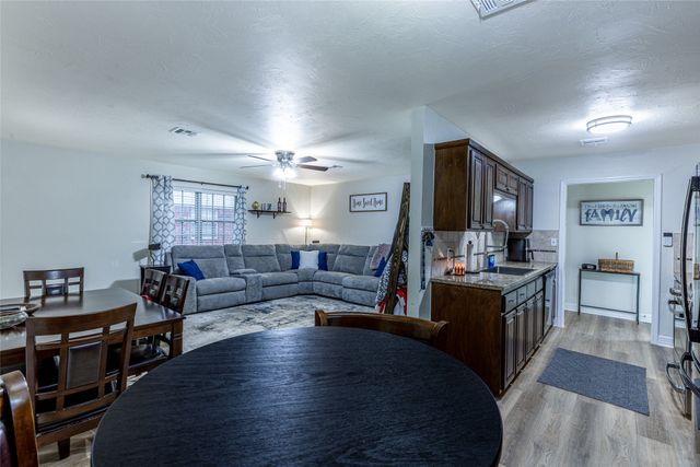 833 W 23rd Street N, Claremore, OK 74017