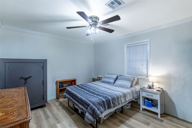 833 W 23rd Street N, Claremore, OK 74017