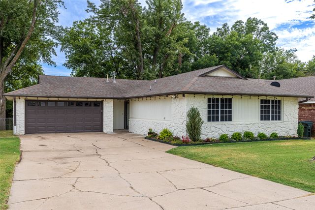 833 W 23rd Street N, Claremore, OK 74017