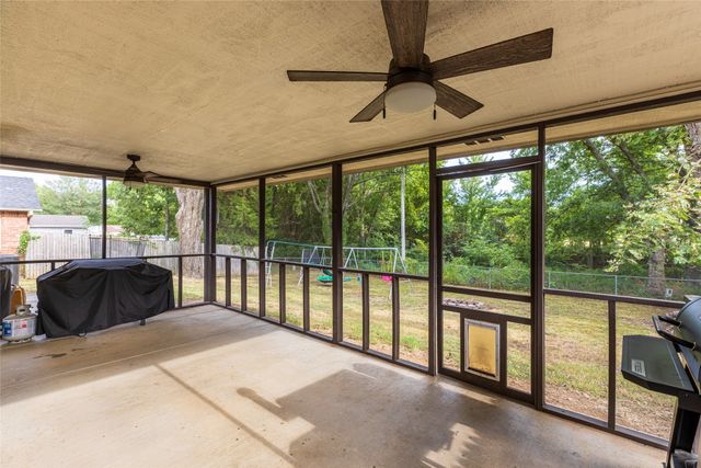 833 W 23rd Street N, Claremore, OK 74017