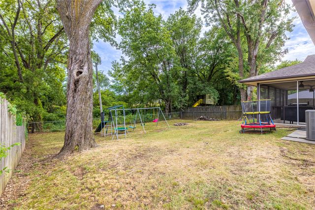 833 W 23rd Street N, Claremore, OK 74017