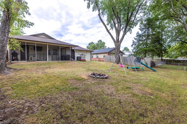 833 W 23rd Street N, Claremore, OK 74017