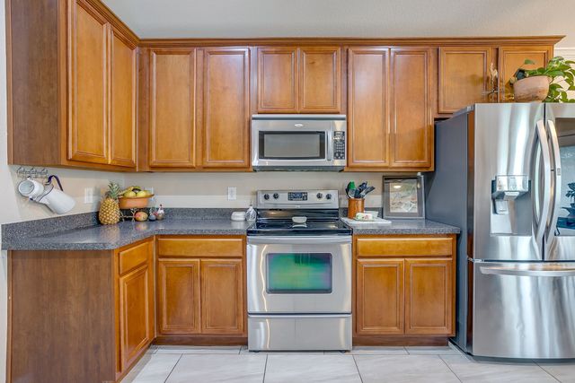 2408 Buffalo Run, Burleson, TX 76028