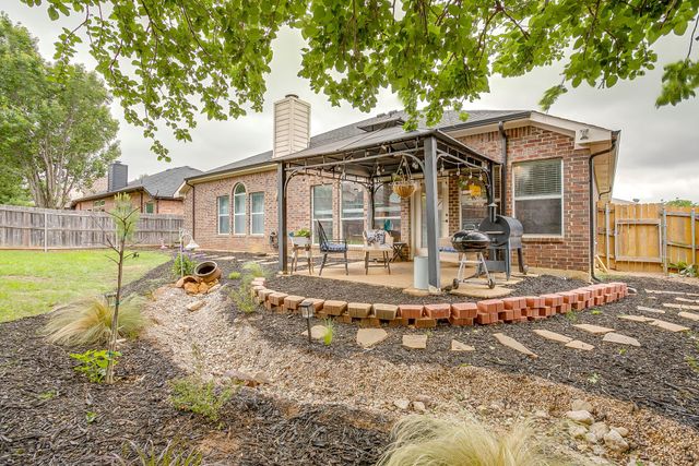 2408 Buffalo Run, Burleson, TX 76028