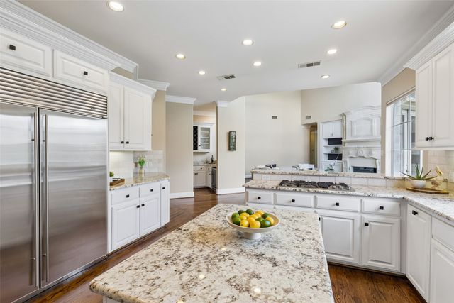 5315 Ambergate Lane, Dallas, TX 75287