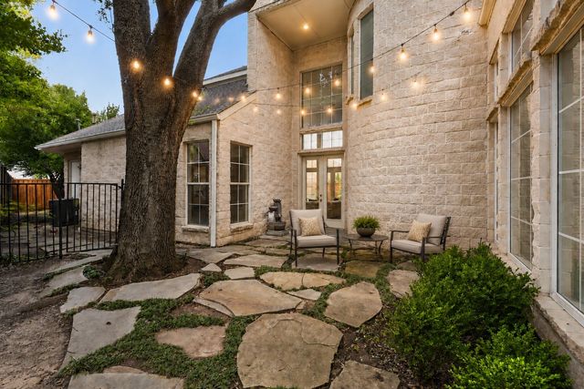 5315 Ambergate Lane, Dallas, TX 75287