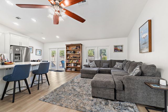 162 Greentree Circle, Jupiter, FL 33458