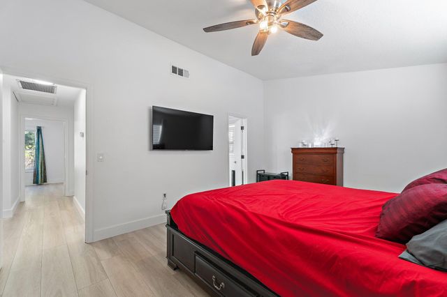 162 Greentree Circle, Jupiter, FL 33458