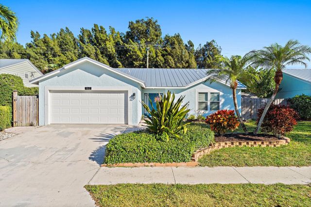 162 Greentree Circle, Jupiter, FL 33458