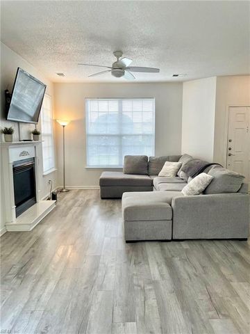 2013 Picardy CT, Virginia Beach, VA 23454