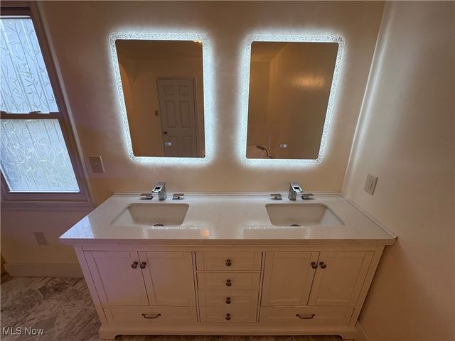 133 S Broadway Street, Lodi, OH 44254