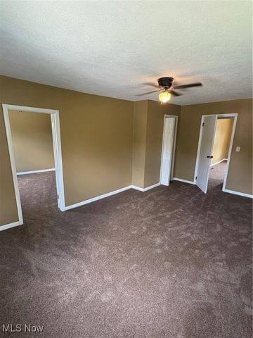 133 S Broadway Street, Lodi, OH 44254