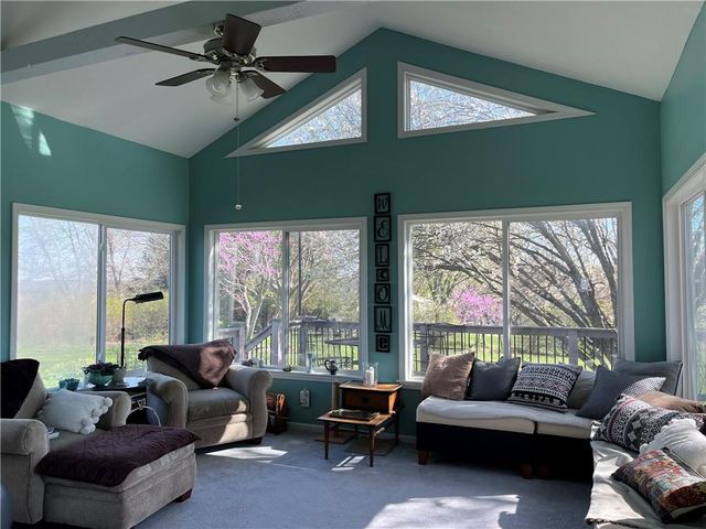 14976 150th Street, Bonner Springs, KS 66012