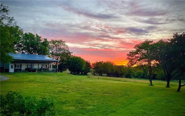 14976 150th Street, Bonner Springs, KS 66012