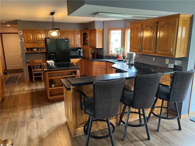 14976 150th Street, Bonner Springs, KS 66012