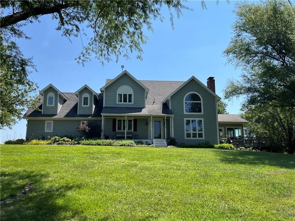 14976 150th Street, Bonner Springs, KS 66012