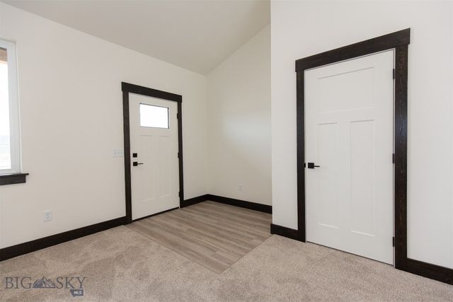 1511 Pistolero Way, Belgrade, MT 59714