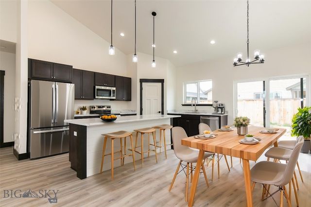 1511 Pistolero Way, Belgrade, MT 59714