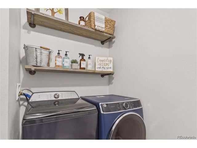 44076 Morning Star Ct, Elizabeth, CO 80107