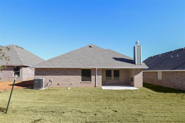 809 Westfall Drive, Choctaw, OK 73020