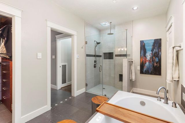 6 Robin Springs Place, The Woodlands, TX 77381