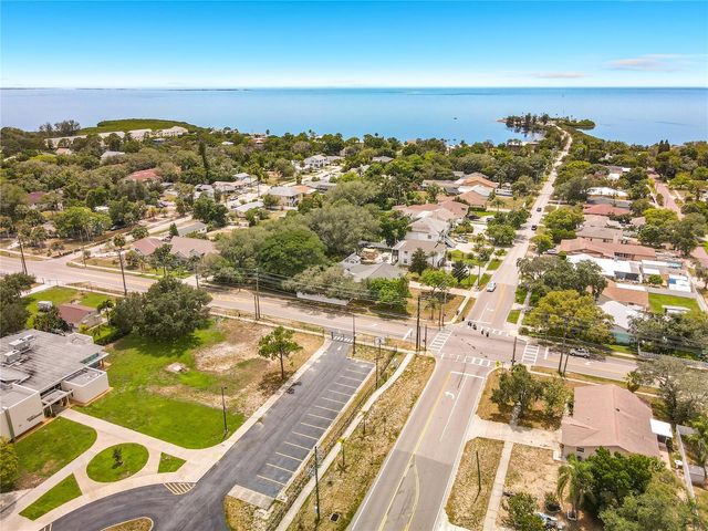1601 GULF ROAD, Tarpon Springs, FL 34689
