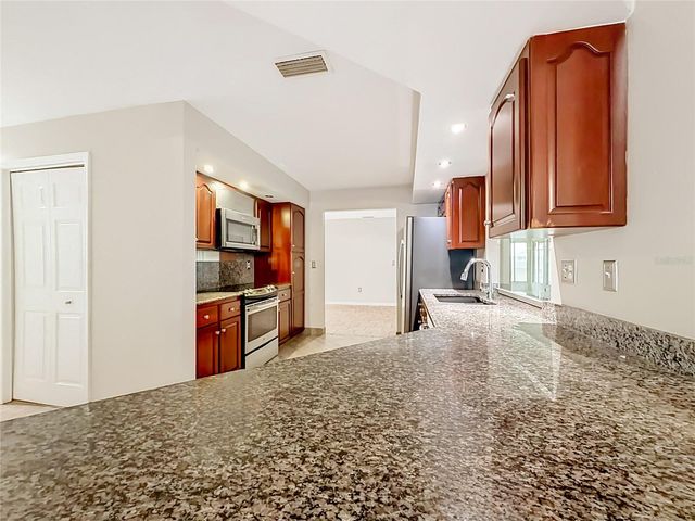 1601 GULF ROAD, Tarpon Springs, FL 34689