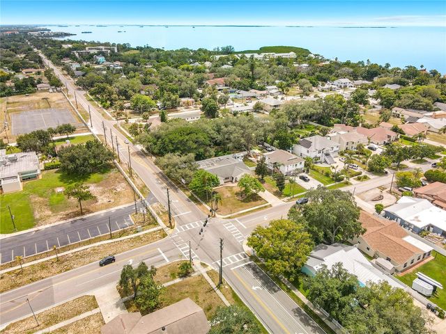 1601 GULF ROAD, Tarpon Springs, FL 34689