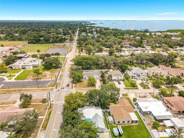 1601 GULF ROAD, Tarpon Springs, FL 34689