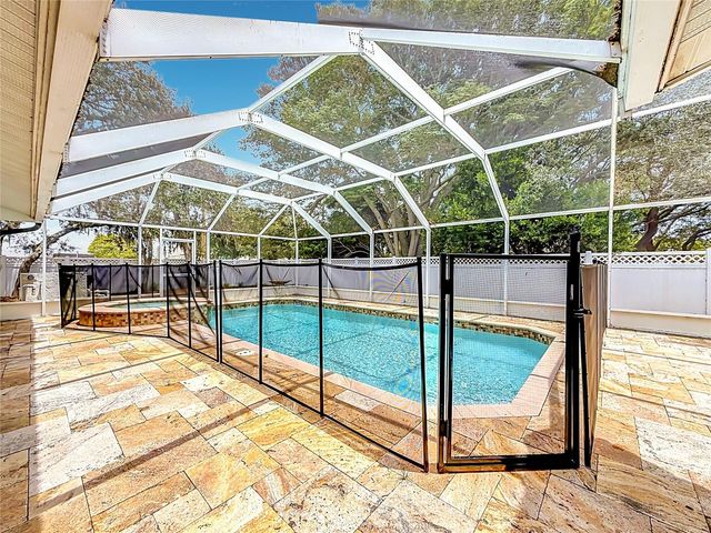 1601 GULF ROAD, Tarpon Springs, FL 34689