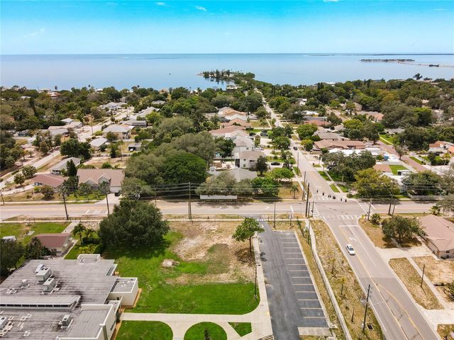 1601 GULF ROAD, Tarpon Springs, FL 34689