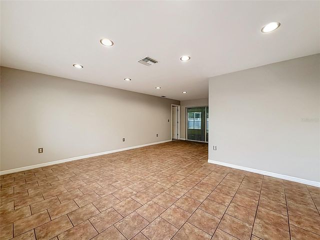 1601 GULF ROAD, Tarpon Springs, FL 34689