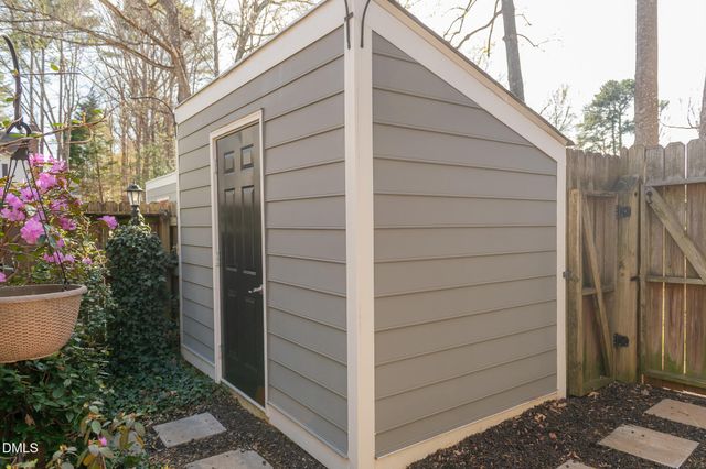 116 Barbary Court, Cary, NC 27511