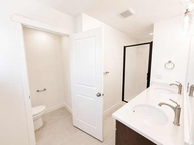 11103 S HAZEL GREEN DR, South Jordan, UT 84009