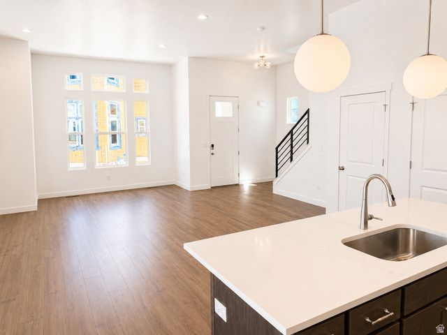 11103 S HAZEL GREEN DR, South Jordan, UT 84009