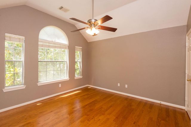 3023 Hidden Mist Court, Pearland, TX 77584