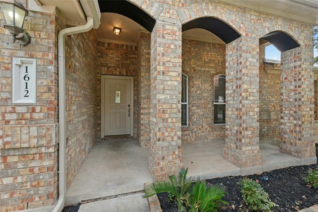 1612 Cora Marie DR, Pflugerville, TX 78660