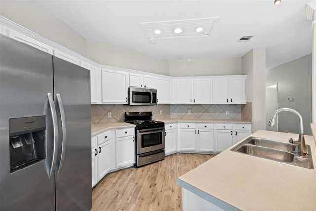 1612 Cora Marie DR, Pflugerville, TX 78660
