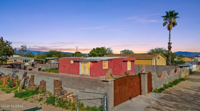5517 S Bonney Avenue, Tucson, AZ 85706