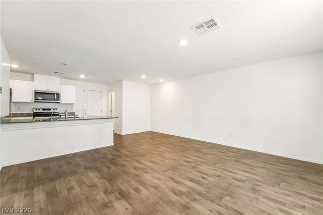 349 Summer Sparrow Avenue, Henderson, NV 89011