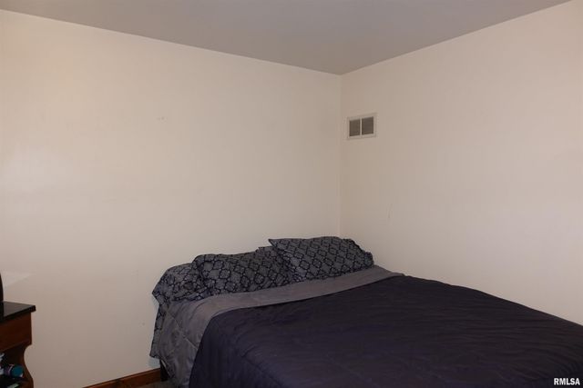 380 MAPLE Avenue, Galesburg, IL 61401