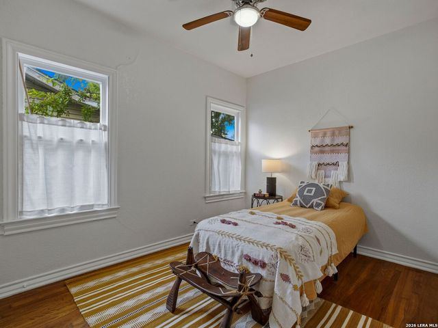 2022 W Craig Place, San Antonio, TX 78201