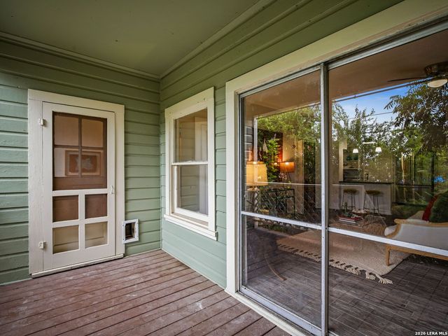 2022 W Craig Place, San Antonio, TX 78201