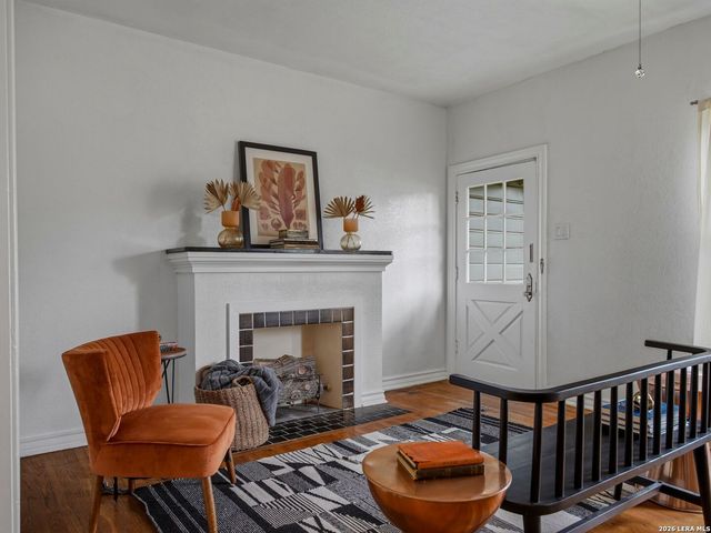 2022 W Craig Place, San Antonio, TX 78201