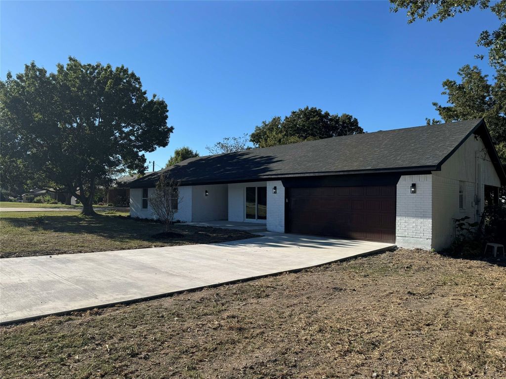 9876 Kathy Lynn Place, Quinlan, TX 75474