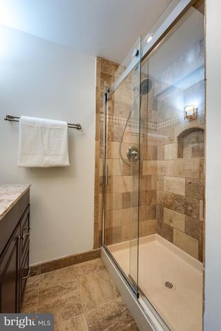 6045 MEYERS LANDING CT, Burke, VA 22015