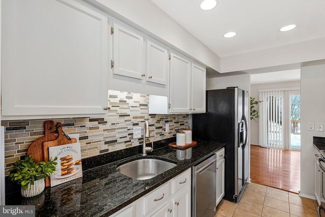 6045 MEYERS LANDING CT, Burke, VA 22015