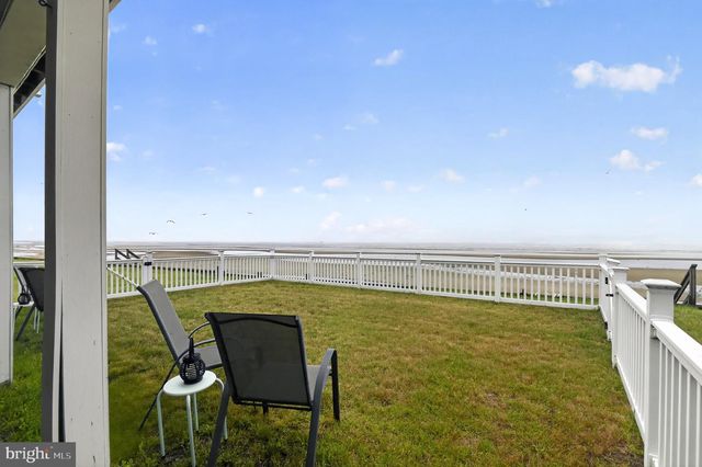 6 PIERCES POINT RD, Cape May Court House, NJ 08210