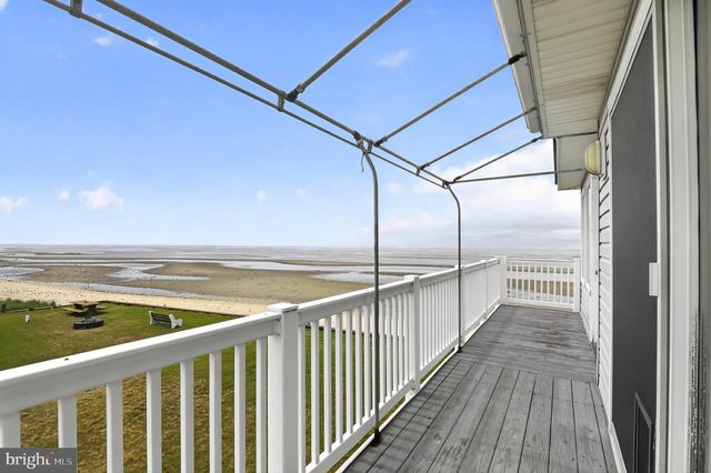 6 PIERCES POINT RD, Cape May Court House, NJ 08210