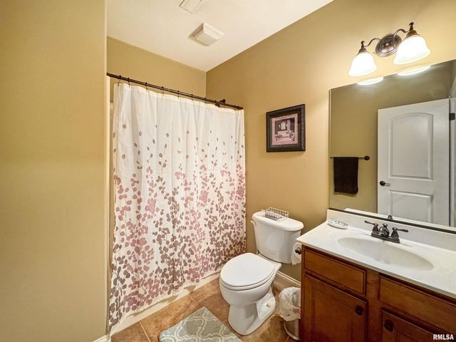 6414 W HAZEL NUT Drive, Edwards, IL 61528